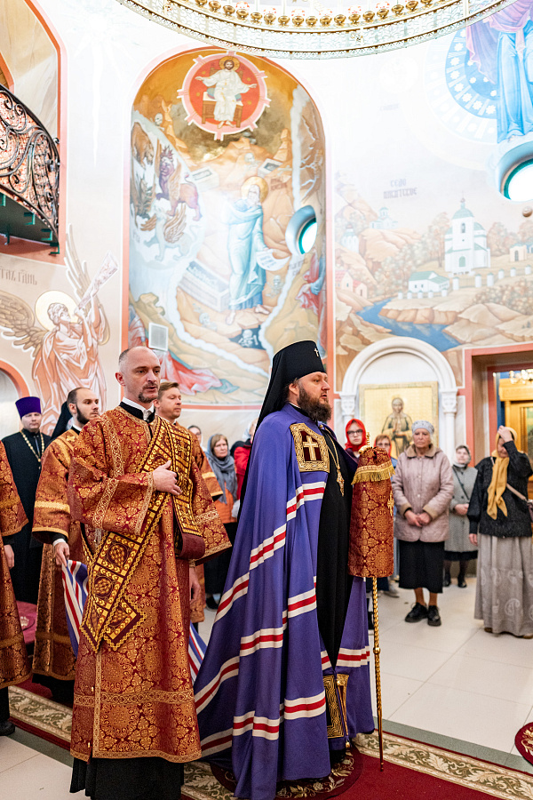 Архиерейское богослужение в Никитском храме села Никитского г.о. Домодедово